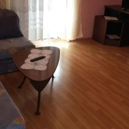 Pesic 1208 Vodice