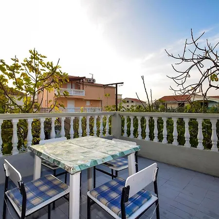Apartamento Pesic 1208 Vodice